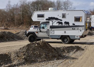 Land Rover Defender mit Wohnkabine